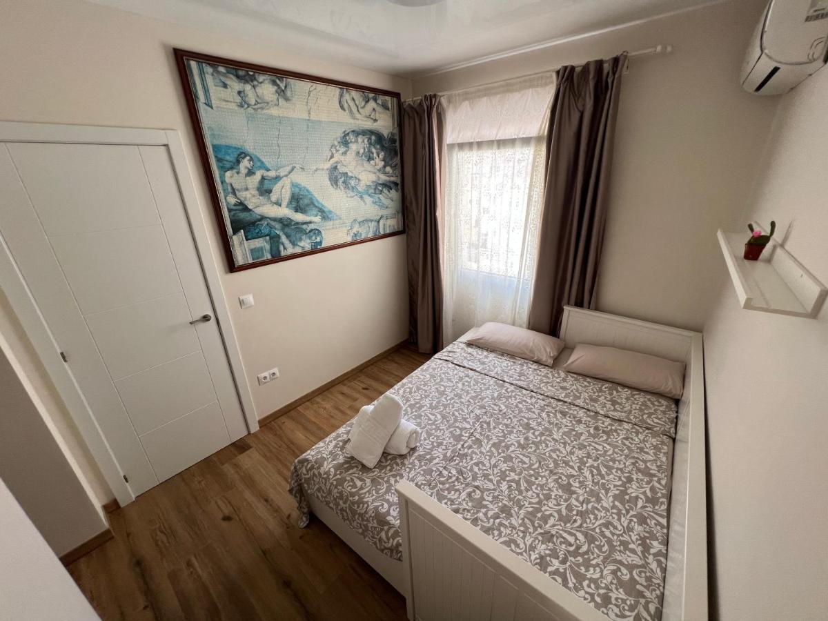 Genuar Apartments Malaga Center. Free Parking Exterior foto